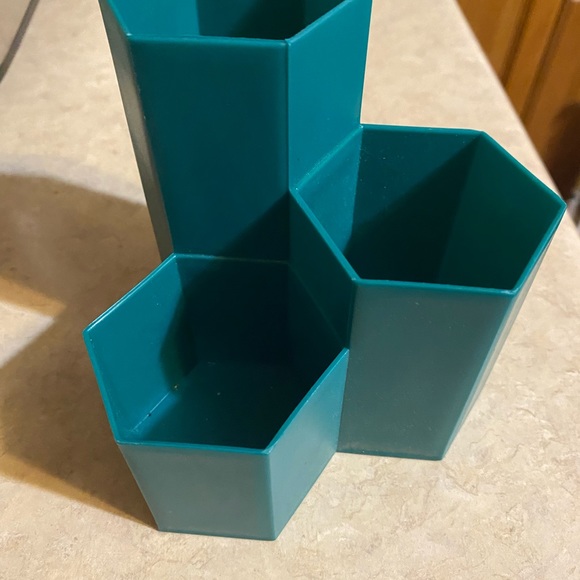 Pen/pencil holder - Picture 4 of 5